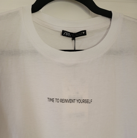 Zara White Graphic Tee - Picture 1 of 5
